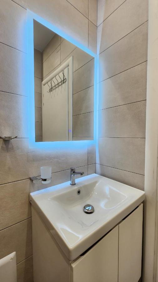 Solar Rooms And Apartments ヒマラ エクステリア 写真