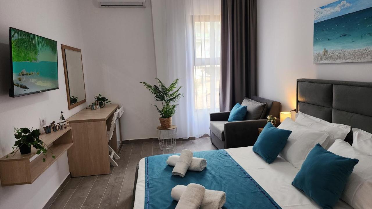 Solar Rooms And Apartments ヒマラ エクステリア 写真