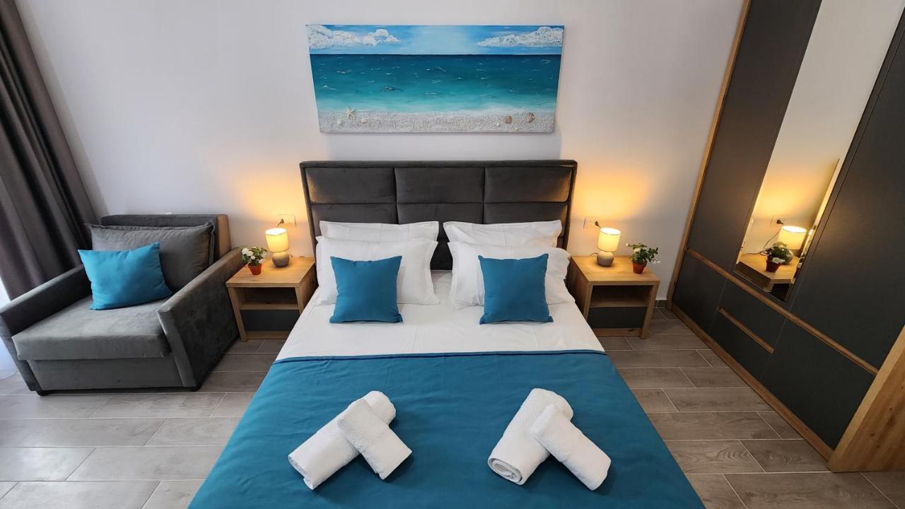 Solar Rooms And Apartments ヒマラ エクステリア 写真