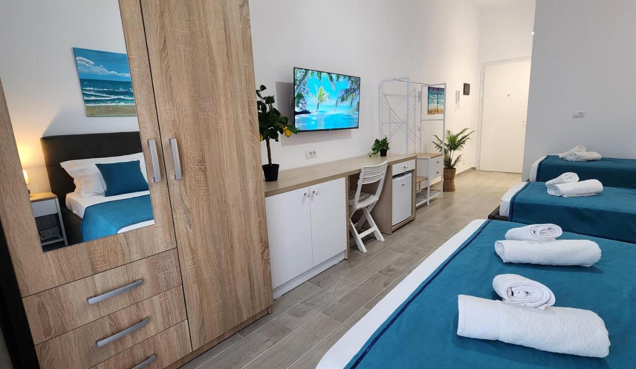 Solar Rooms And Apartments ヒマラ エクステリア 写真
